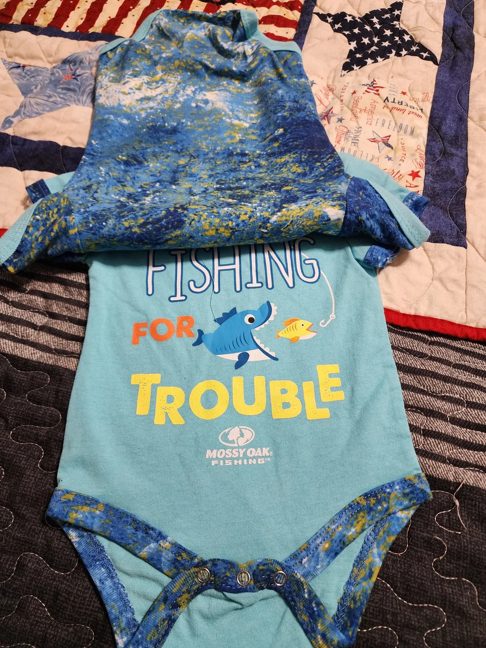 Mossy Oak Blue & Teal Baby One-Piece Bodysuit - 